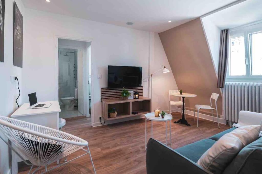La Suite 7 Gite Urbain Charleville-Mézières Екстериор снимка